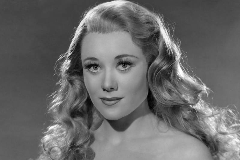 Πέθανε η χολιγουντιανή ηθοποιός Glynis Johns – Το τραγούδι της που μάθαμε από τον Σινάτρα